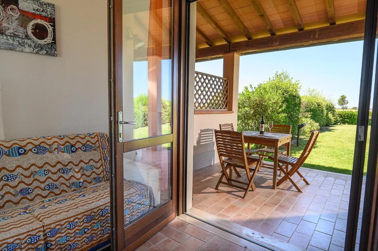 Residenza Principina Aparthotel Principina Terra 2*,